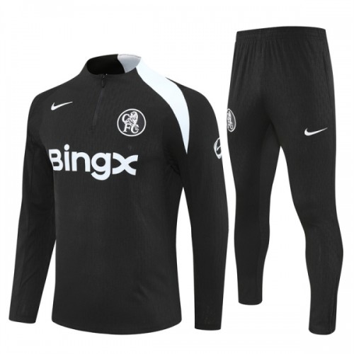Chelsea Trainings Sweatshirt Kwart-Zip 2025-26 Zwarte Chelsea Trainings Sweatshirt Kwart-Zip 2025-26 Zwarte