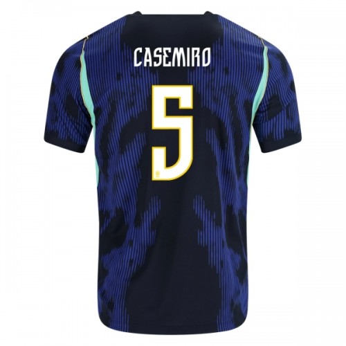 Brazilië Casemiro 5 Voetbalshirt Uit WK 2026 Brazilië Casemiro 5 Voetbalshirt Uit WK 2026