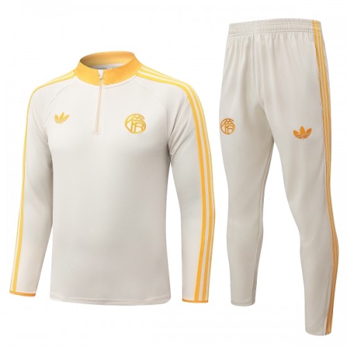 FC Bayern München Trainings Sweatshirt Kwart-Zip 2026-27 Witte FC Bayern München Trainings Sweatshirt Kwart-Zip 2026-27 Witte