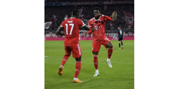 Bayern München won met 5-0 en vestigde daarmee een ongeslagen record van 31 wedstrijden
