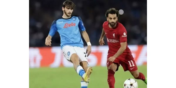 Liverpool 2-0 Napels, 5 opeenvolgende overwinningen niet de eerste plaats in de groep gehaald Liverpool 2-0 Napels, 5 opeenvolgende overwinningen niet de eerste plaats in de groep gehaald
