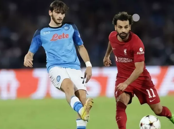 Liverpool 2-0 Napels, 5 opeenvolgende overwinningen niet de eerste plaats in de groep gehaald